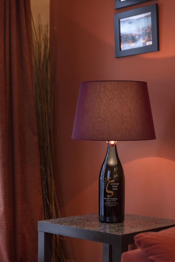 Prime Location 2 Bedroom Apt Next To The Acropolis アテネ エクステリア 写真